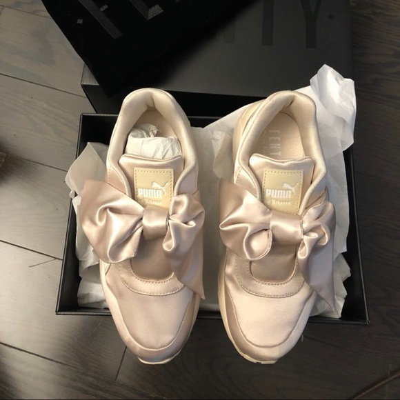 Puma Shoes - Puma X Fenty bow sneakers shoes